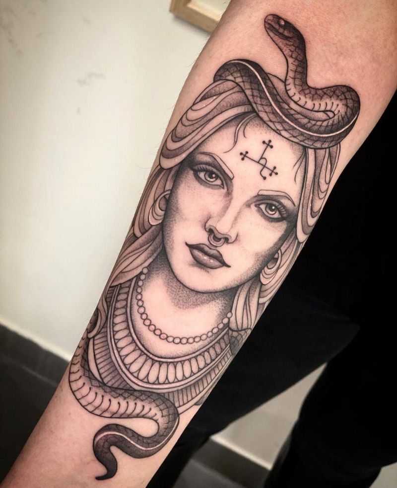 30 Pretty Lilith Tattoos to Inspire You