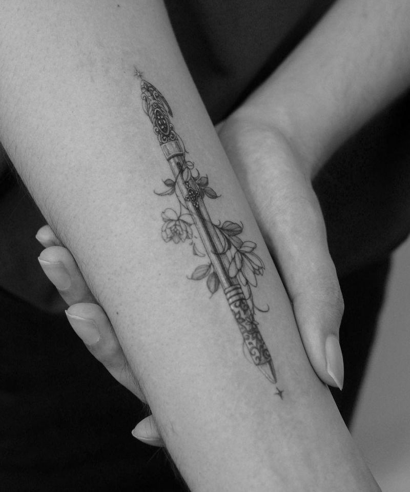 10 Unique Pen Tattoos You Can Copy