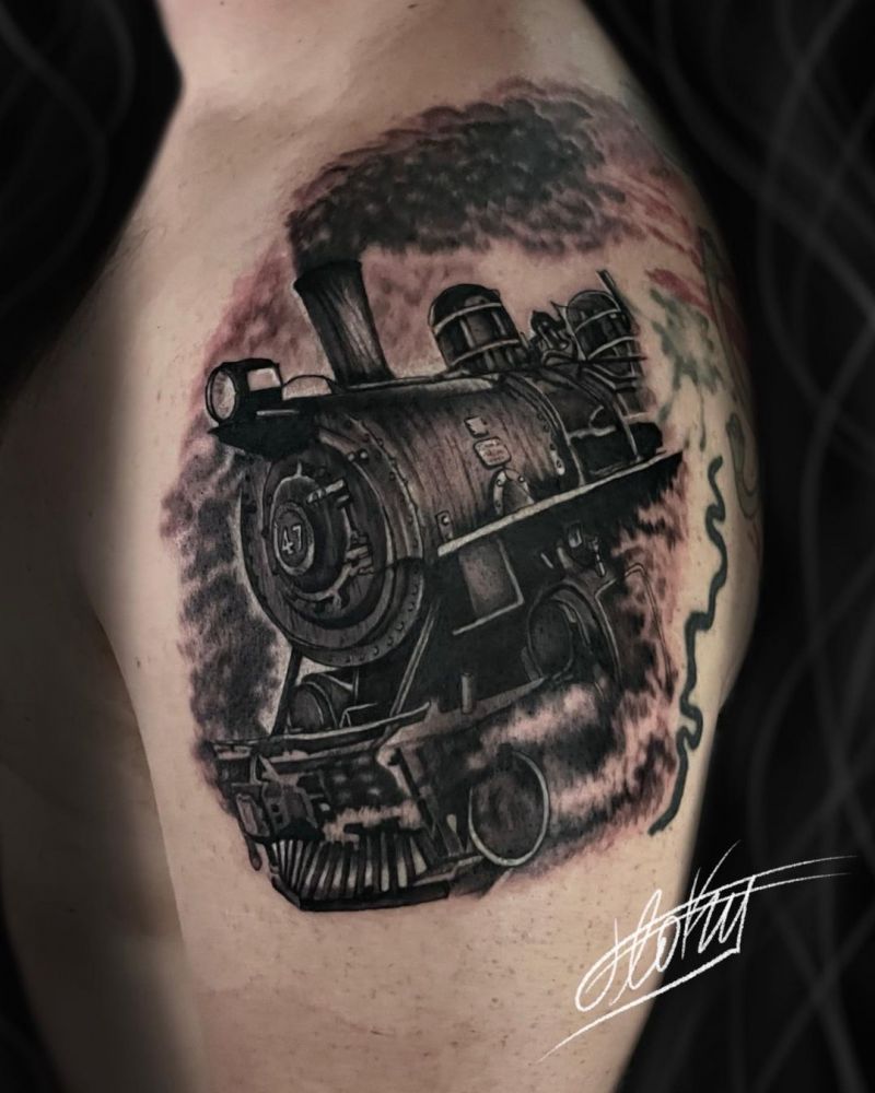 30 Unique Steam Engine Tattoos You Can Copy