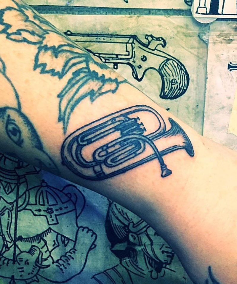 30 Pretty French Horn Tattoos You Can Copy