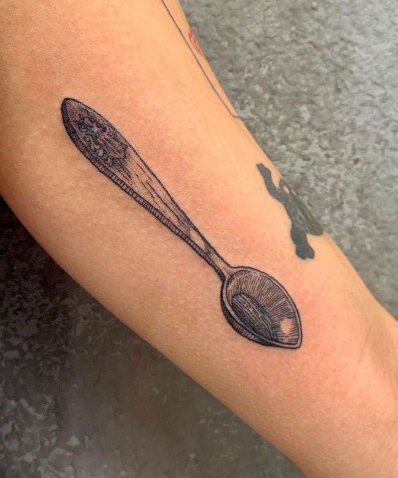 30 Pretty Spoon Tattoos For Your Inspiration