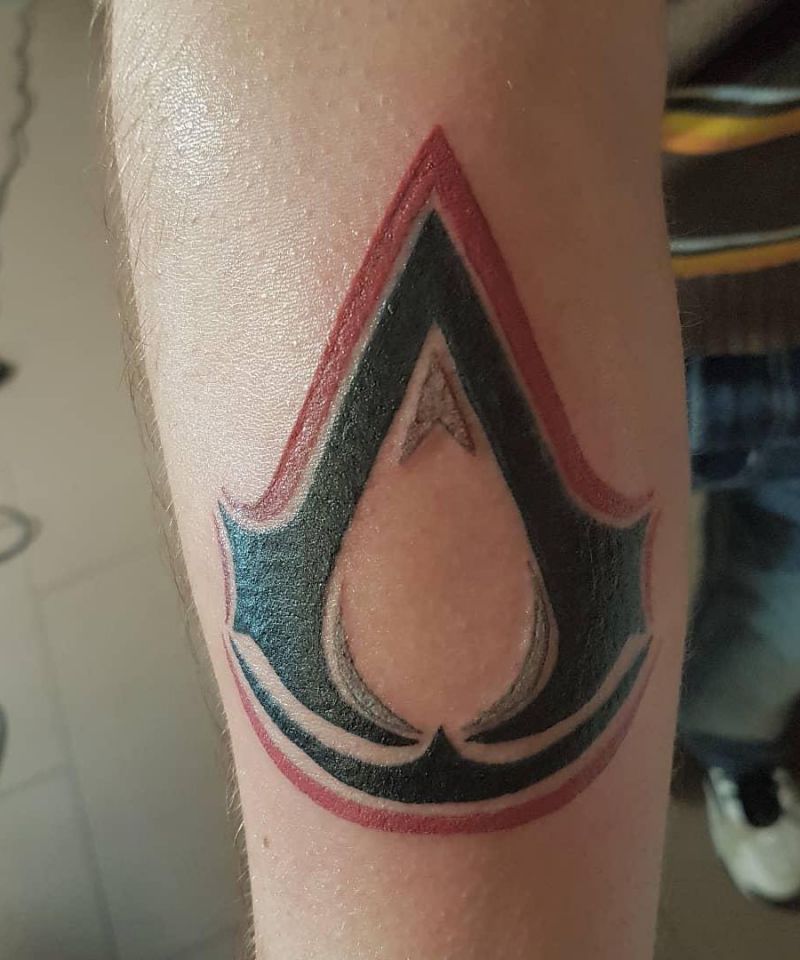 30 Unique Assassins Creed Tattoos You Can Copy