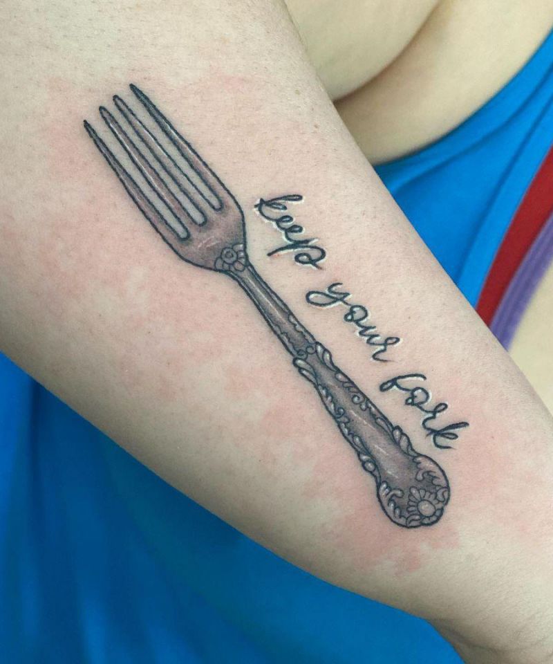 30 Pretty Fork Tattoos You Can't Help Trying