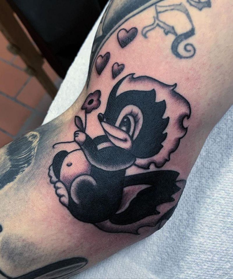 30 Cute Skunk Tattoos You Will Love