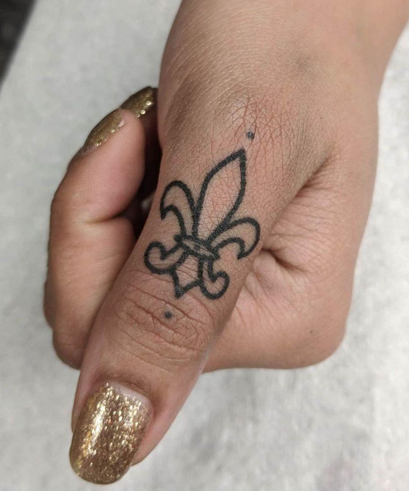 30 Pretty Fleur De Lis Tattoos You Must Love
