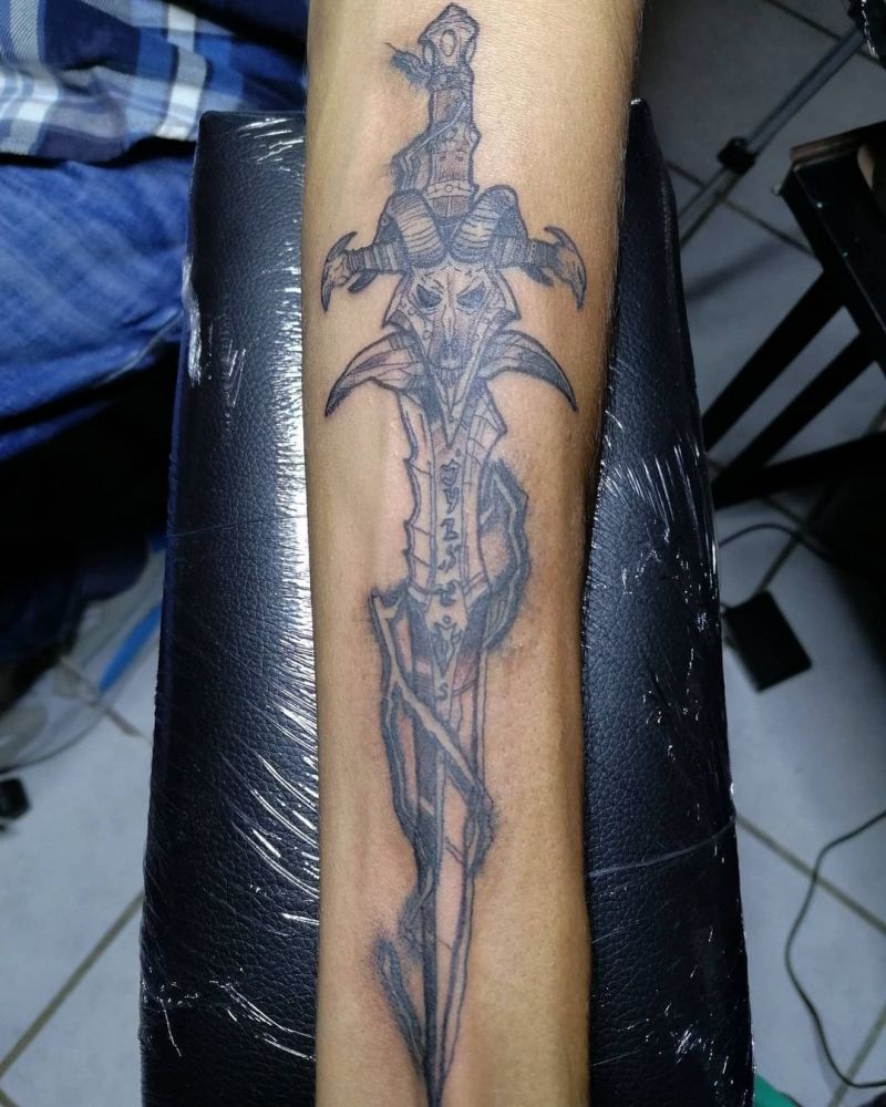 30 Pretty Frostmourne Tattoos to Inspire You