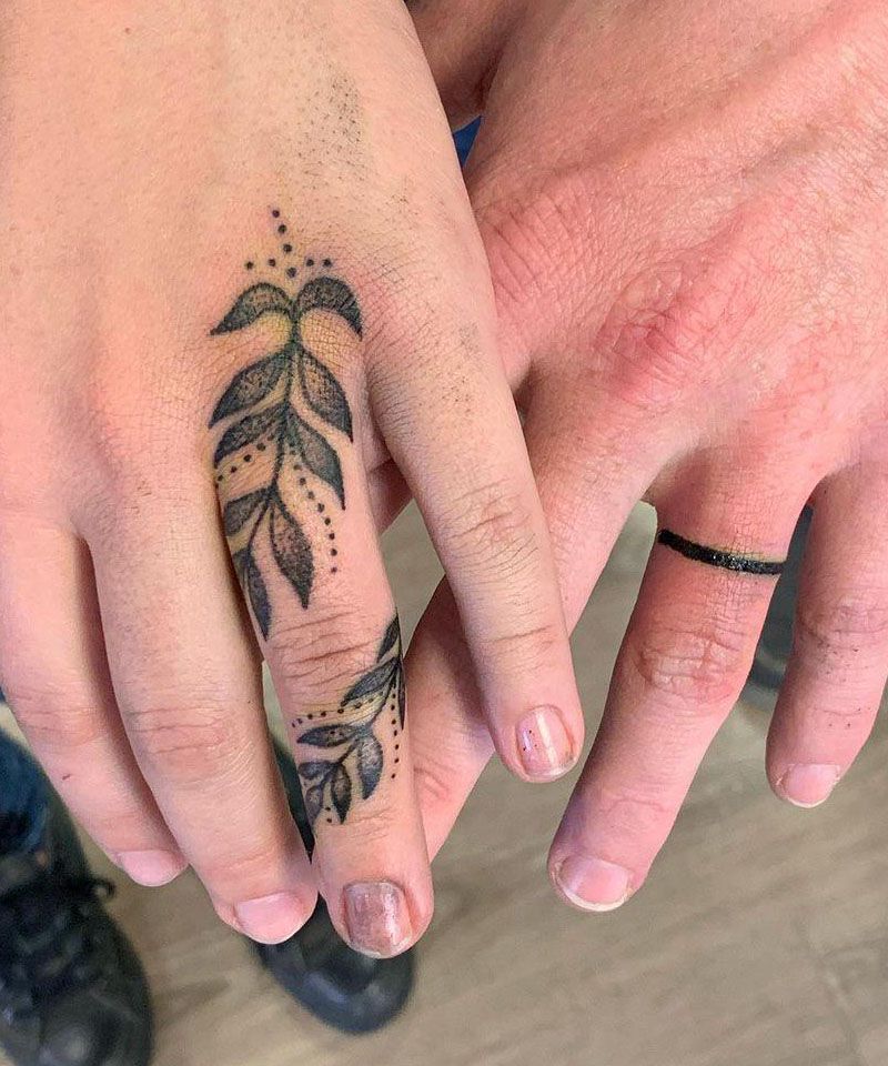 30 Pretty Wedding Band Tattoos You Will Love