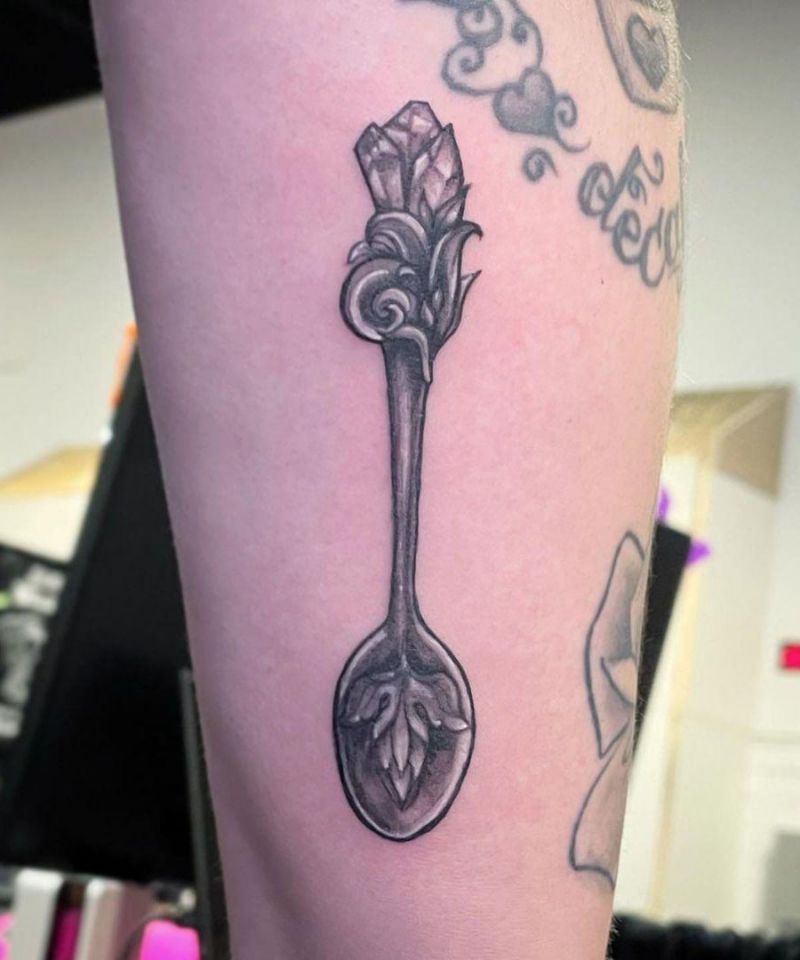 30 Pretty Spoon Tattoos For Your Inspiration