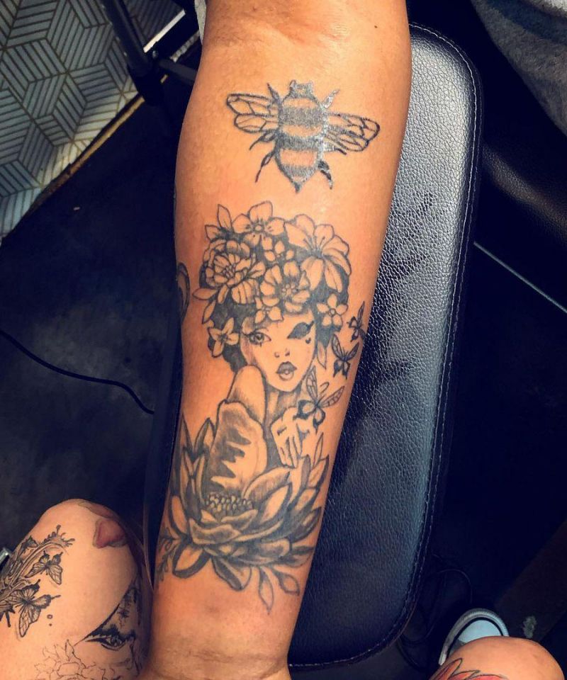 30 Pretty Flower Girl Tattoos You Can Copy