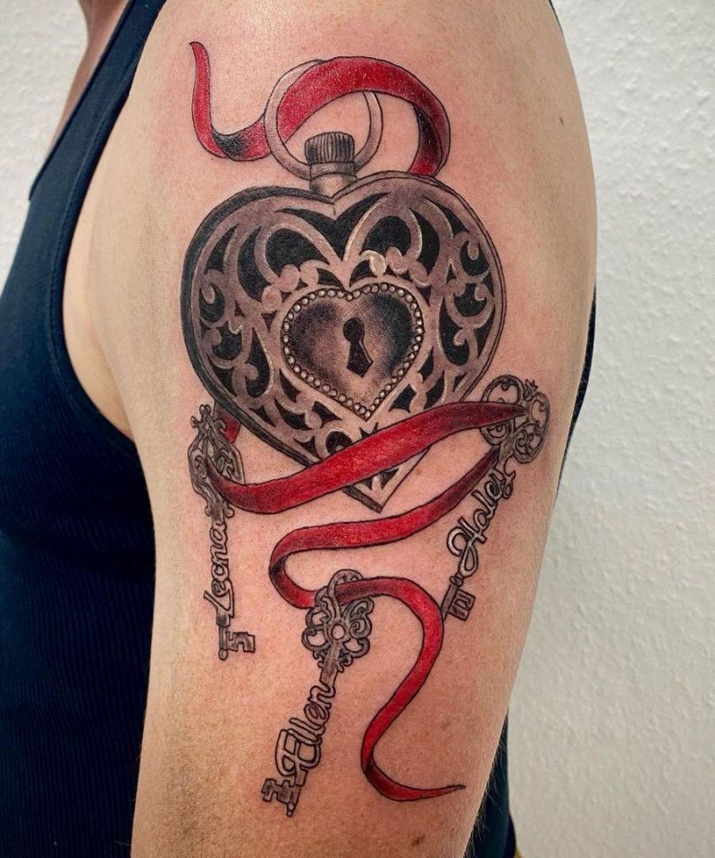 30 Pretty Locket Tattoos You Must Love