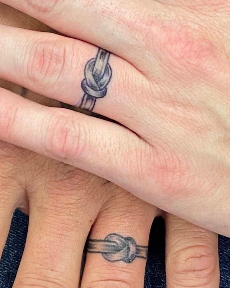 30 Pretty Wedding Band Tattoos You Will Love