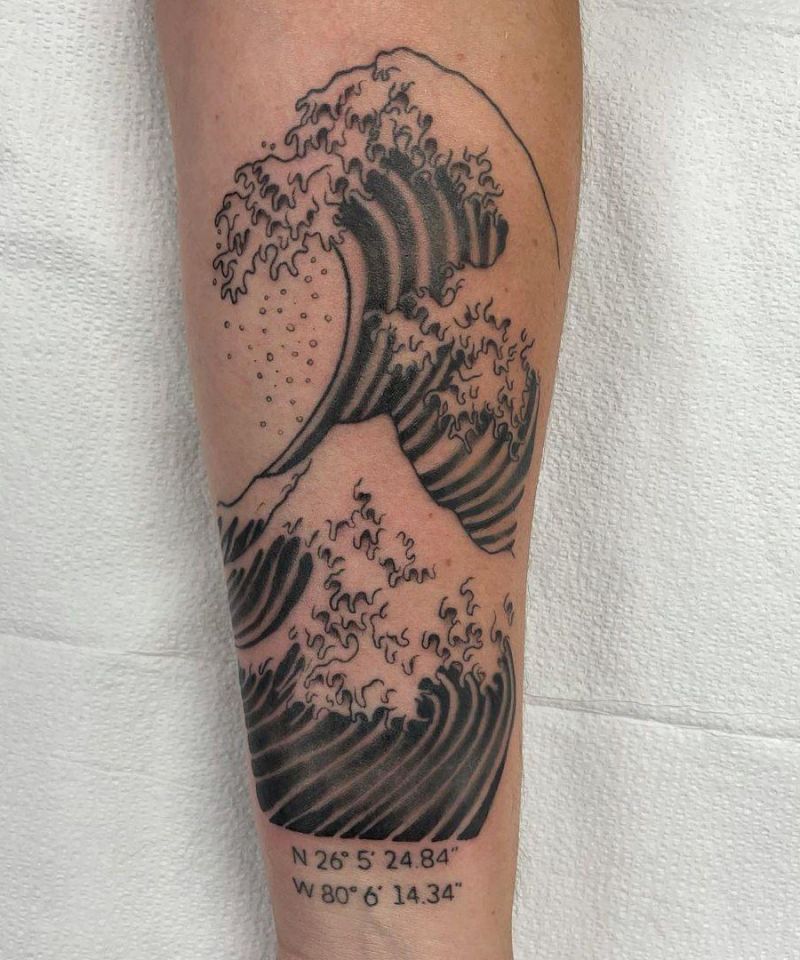 30 Pretty Great Wave Tattoos Improve Your Temperament