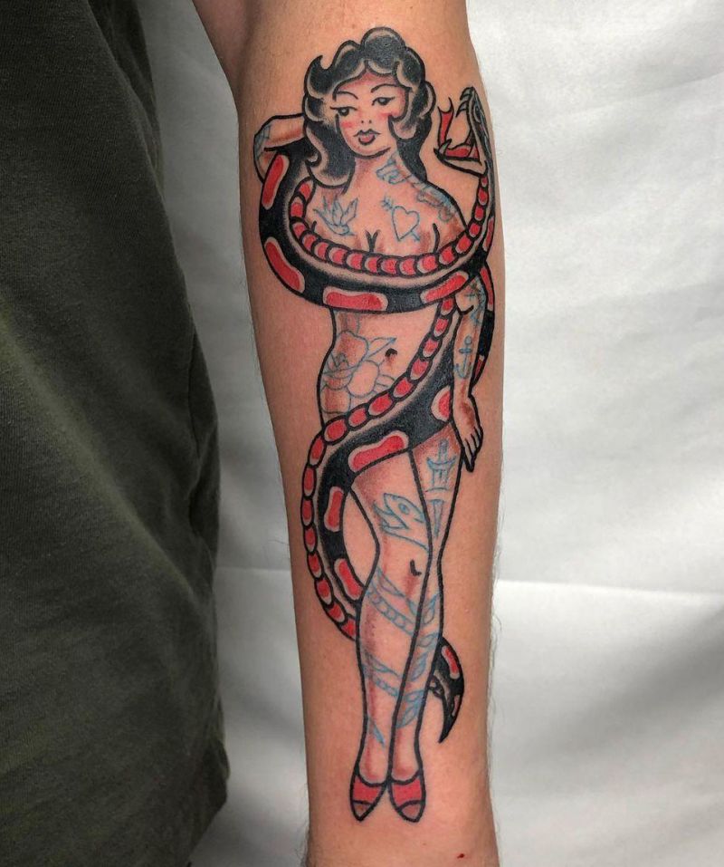 30 Pretty Pin Up Girl Tattoos You Must See