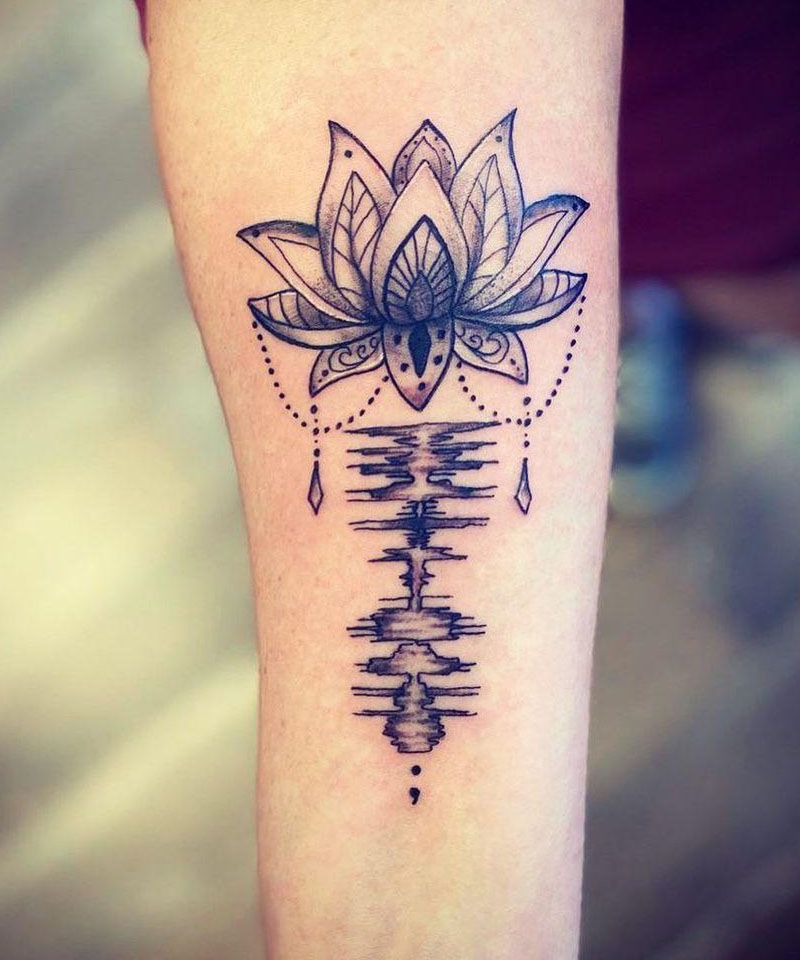 30 Pretty Soundwave Tattoos for Your Inspiration