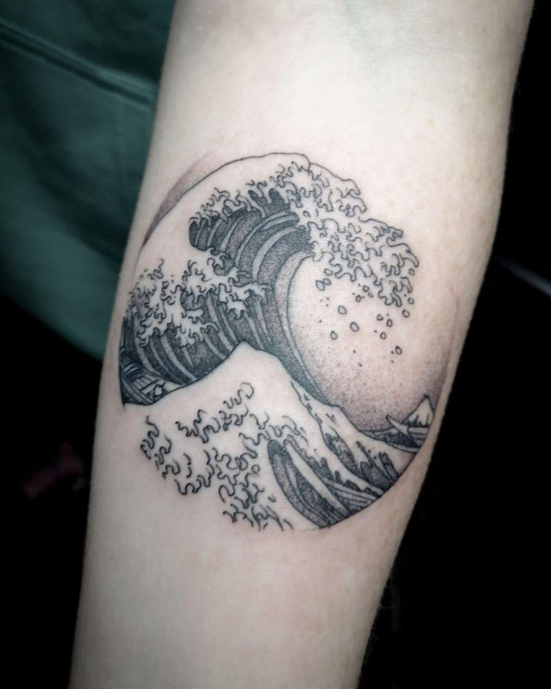 30 Pretty Great Wave Tattoos Improve Your Temperament