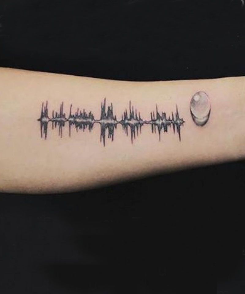 30 Pretty Soundwave Tattoos for Your Inspiration