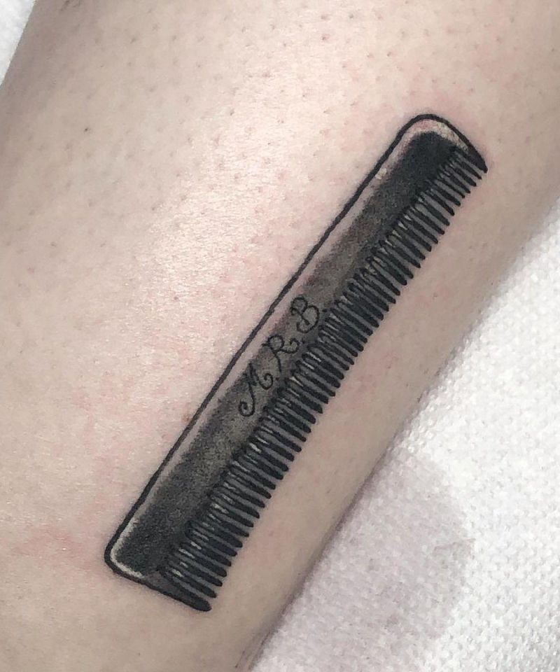 30 Pretty Comb Tattoos for Your Inspiration