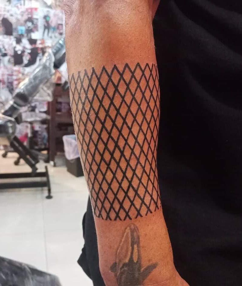 30 Pretty Net Tattoos You Must Love