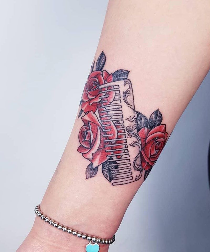 30 Pretty Comb Tattoos for Your Inspiration