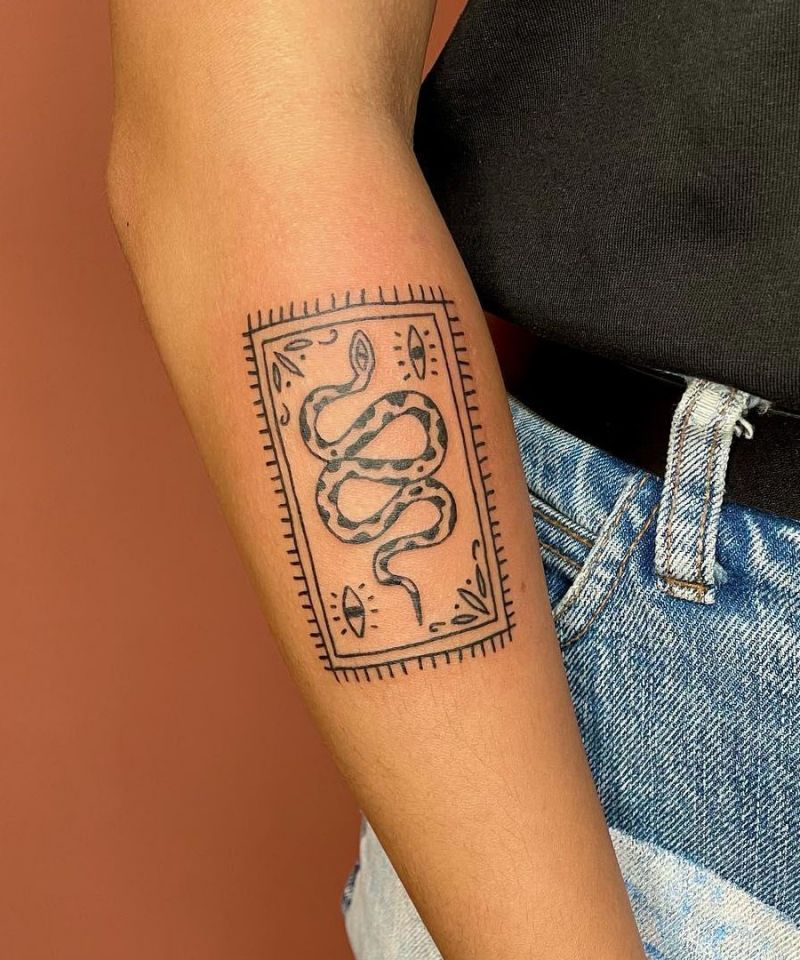 30 Unique Carpet Tattoos You Must Love