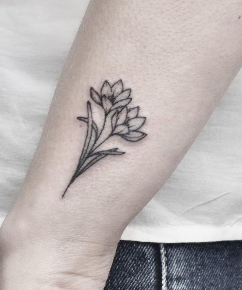 30 Pretty Crocus Tattoos You Must Love