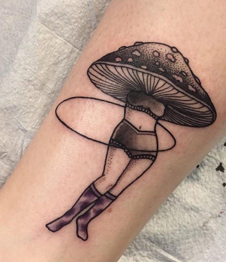 18 Unique Hula Hoop Tattoos You Will Love