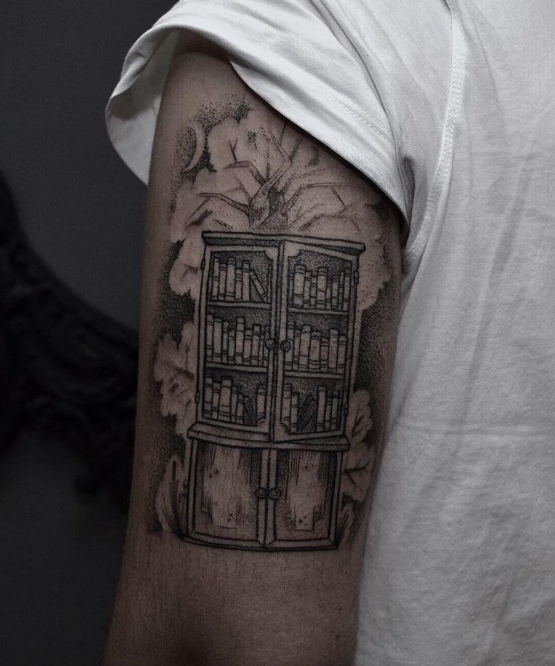 16 Unique Bookshelf Tattoos Give You Inspiration