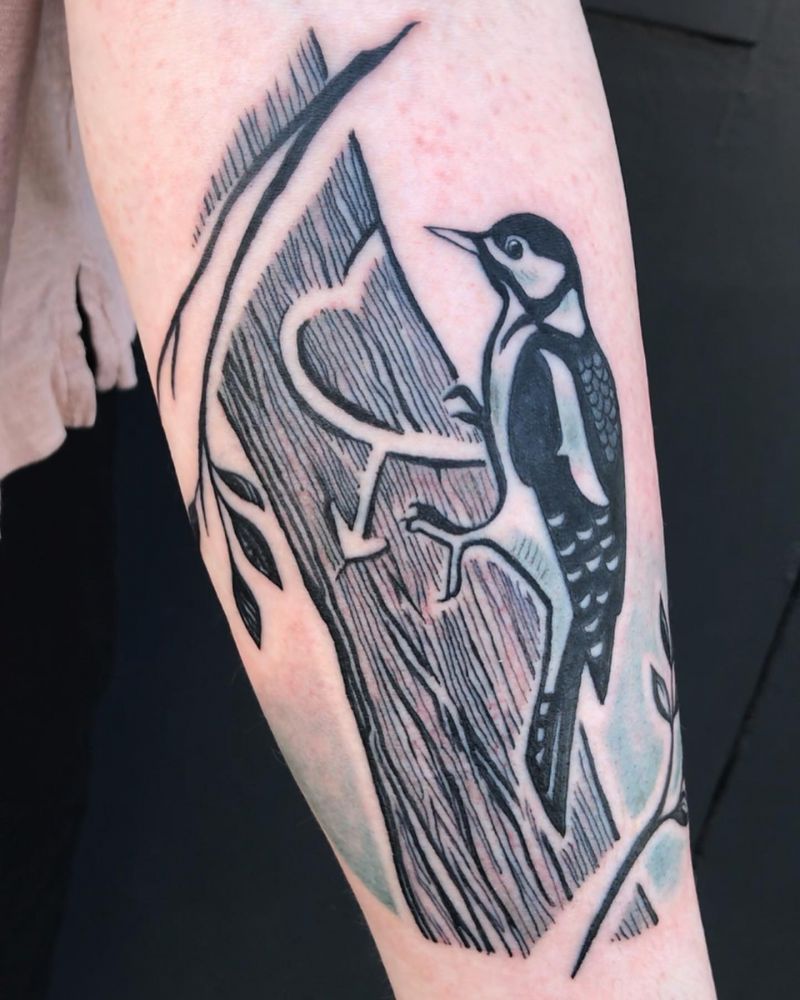 30 Pretty Woodpecker Tattoos You Must Love