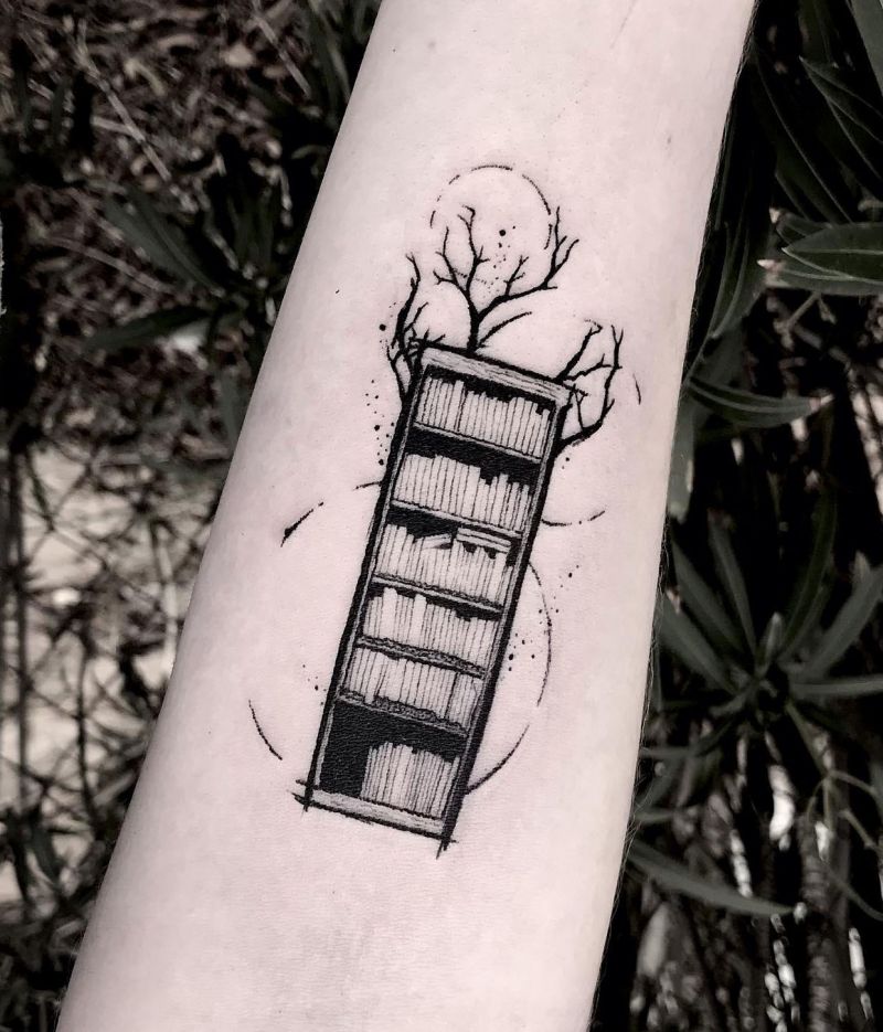 16 Unique Bookshelf Tattoos Give You Inspiration