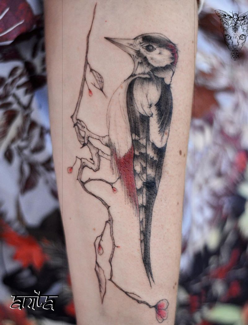 30 Pretty Woodpecker Tattoos You Must Love