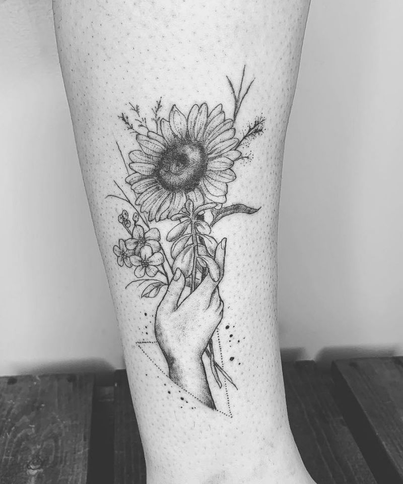 30 Great Hand Holding Flowers Tattoos Make You Attractive