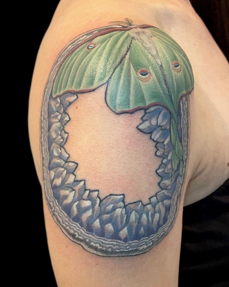 30 Cool Geode Tattoos You Should Copy