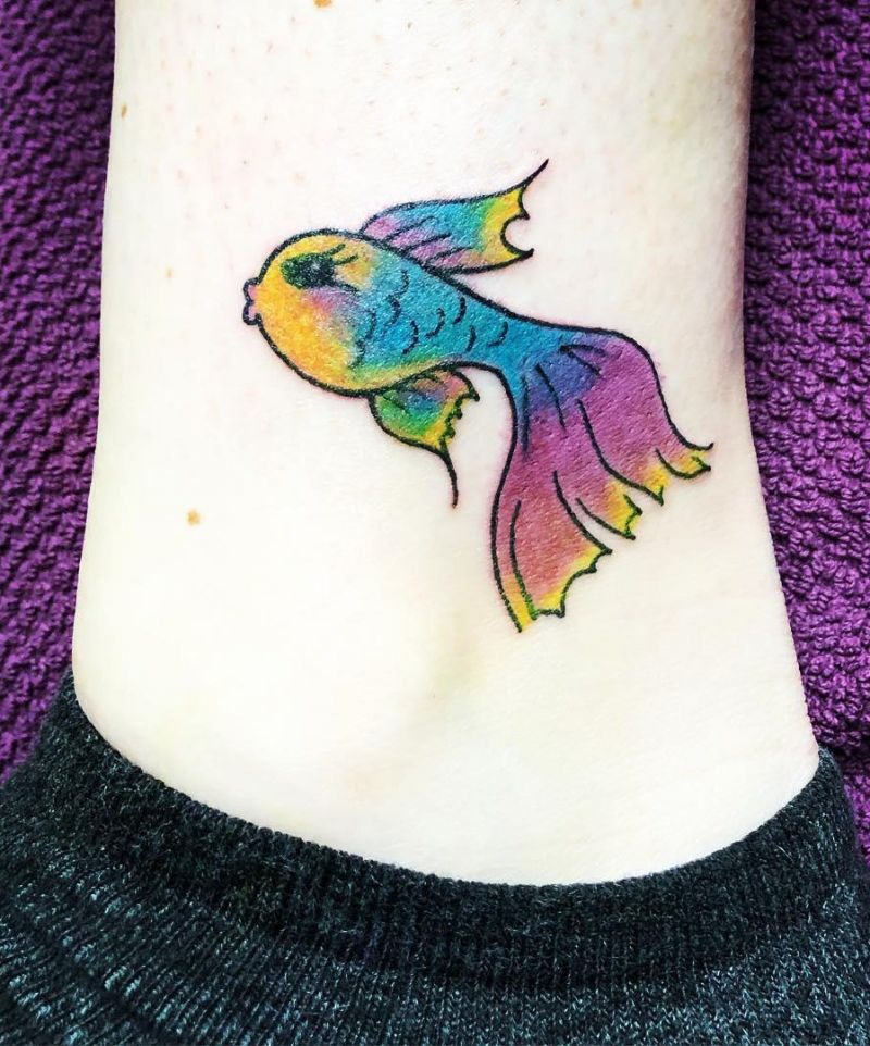 20 Unique Guppy Tattoos to Inspire You