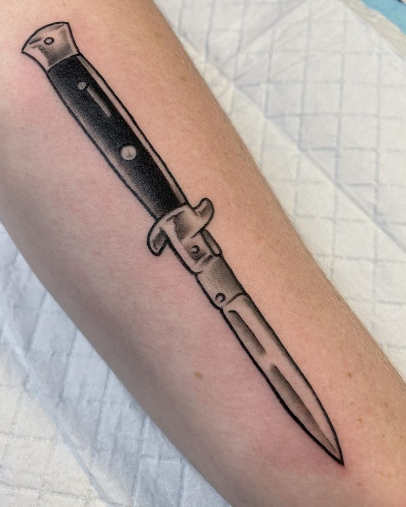 30 Unique Switchblade Tattoos You Can Copy