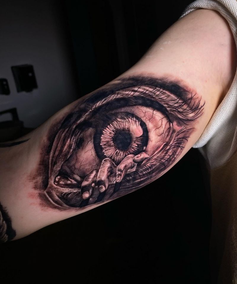 30 Great Realistic Eye Tattoos Make You Attractive