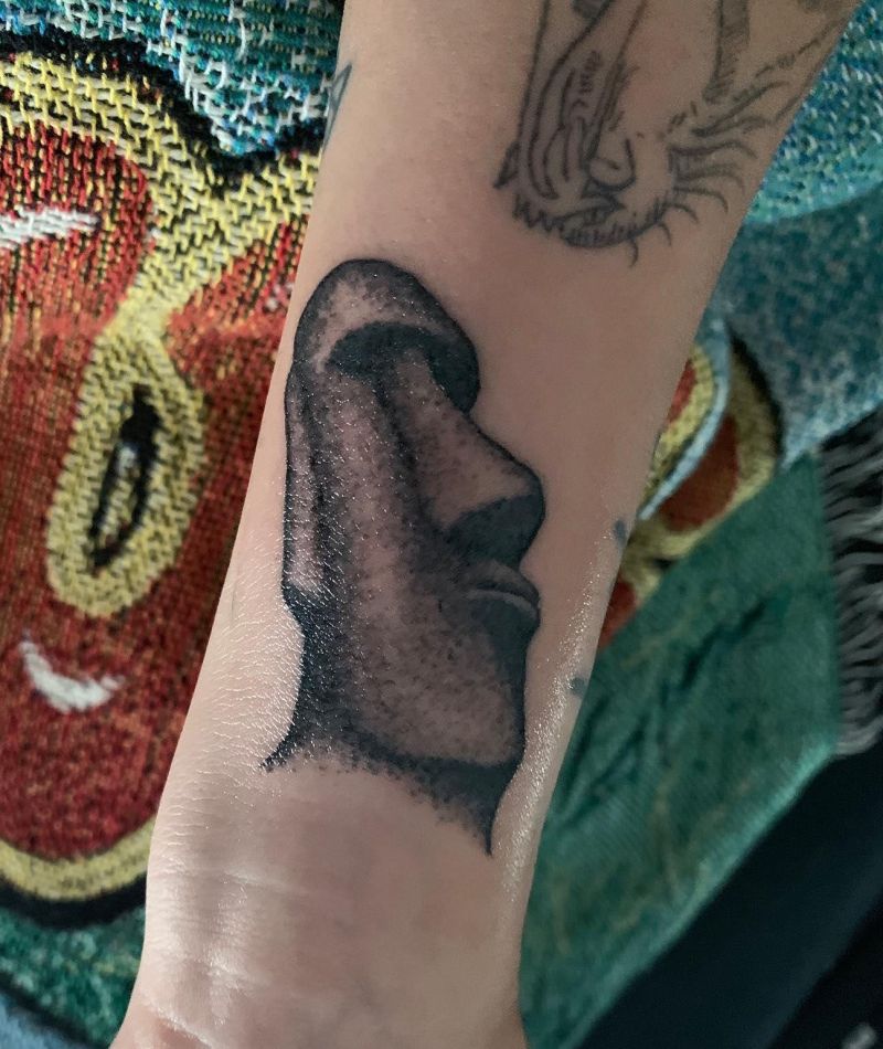 30 Unique Moai Tattoos You Can Copy