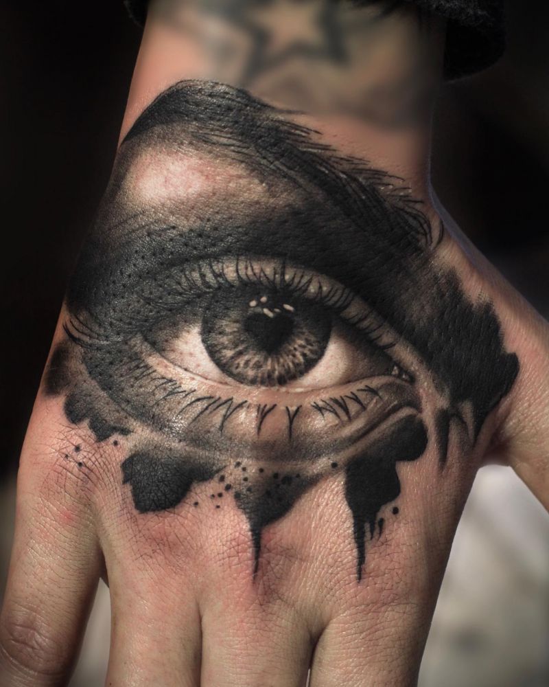 30 Great Realistic Eye Tattoos Make You Attractive