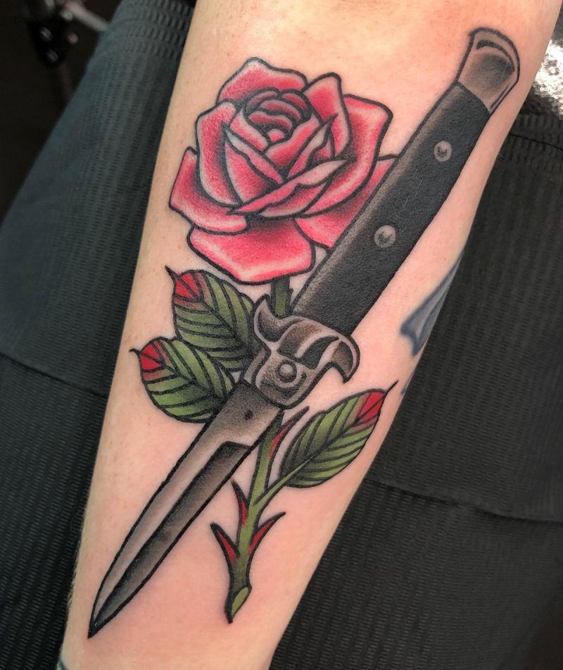 30 Unique Switchblade Tattoos You Can Copy