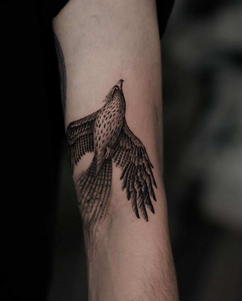 30 Amazing Hawk Tattoos Make You Attractive