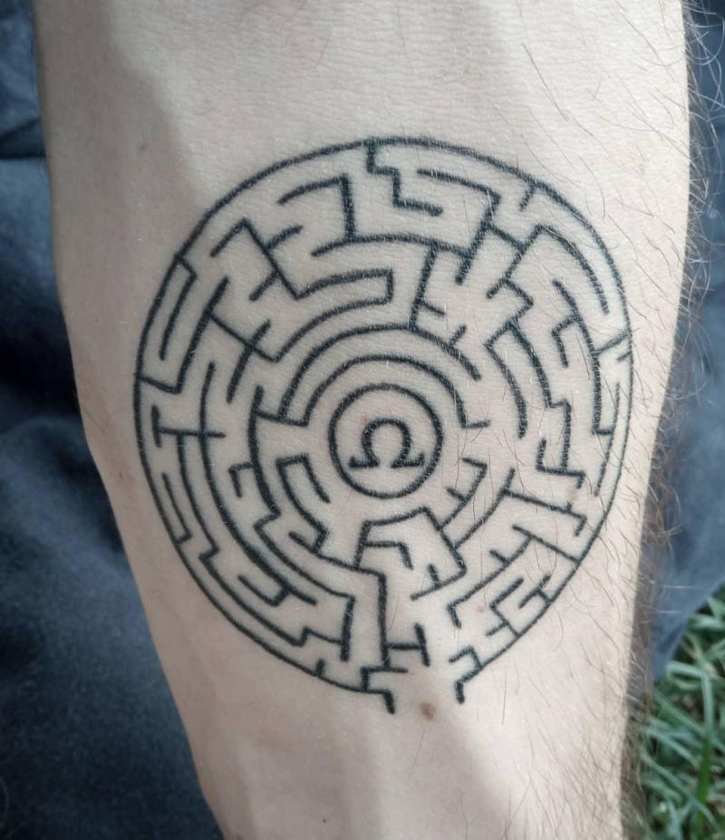 30 Unique Maze Tattoos You Must Love