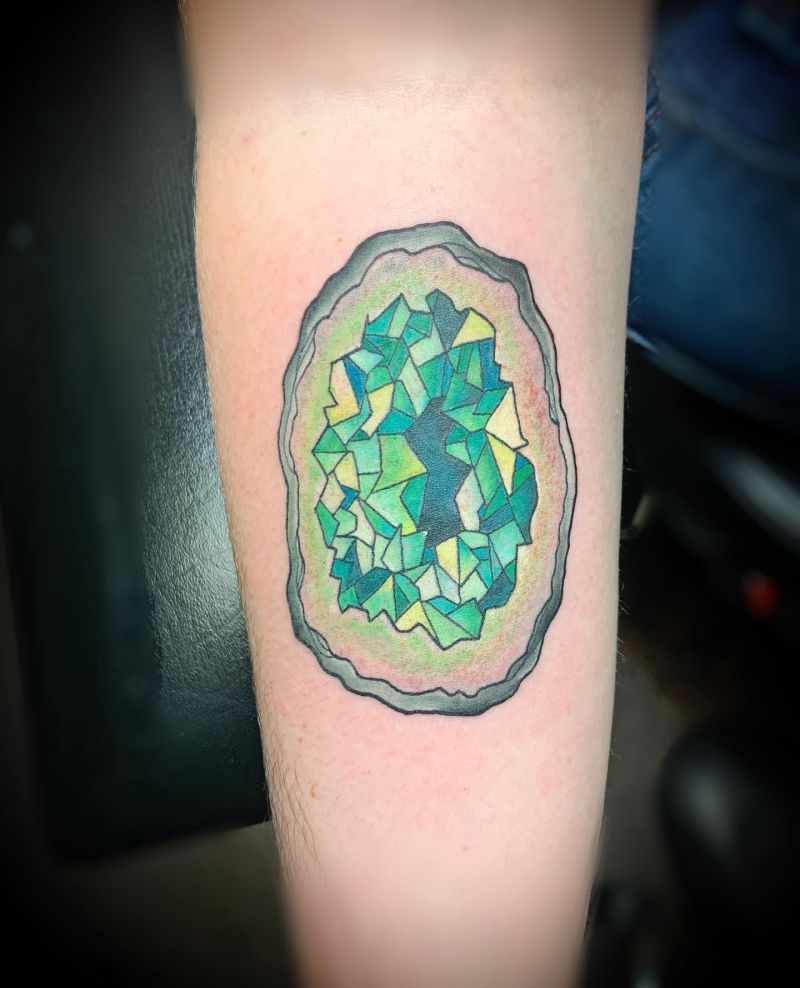 30 Cool Geode Tattoos You Should Copy