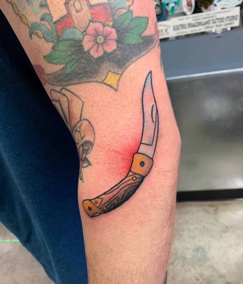 30 Unique Switchblade Tattoos You Can Copy