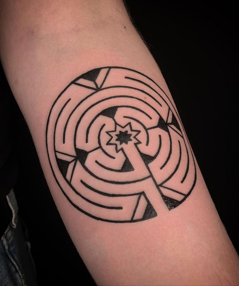 30 Unique Maze Tattoos You Must Love