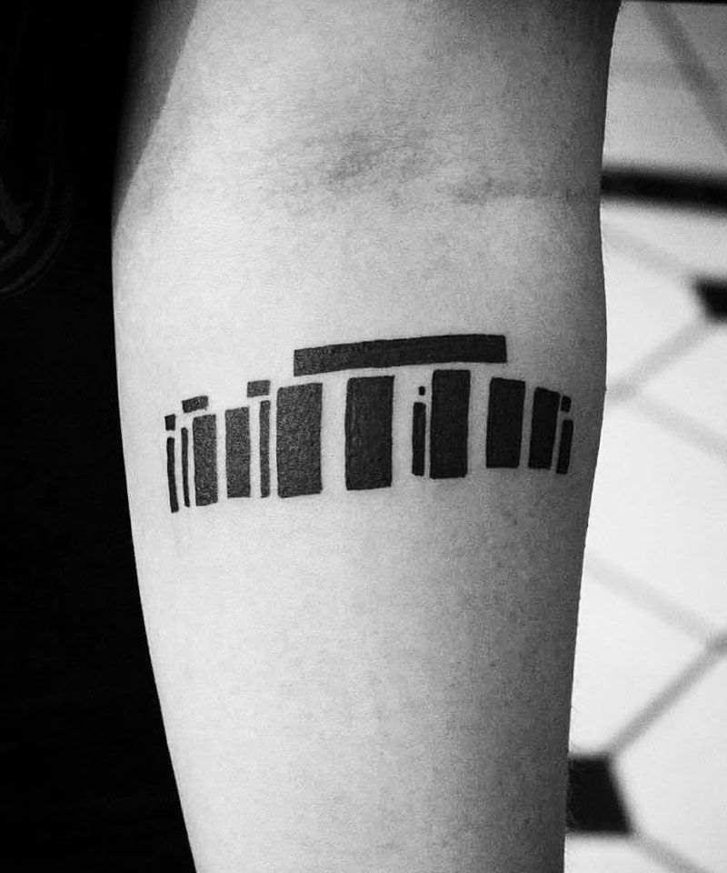 30 Unique Stonehenge Tattoos For Your Inspiration