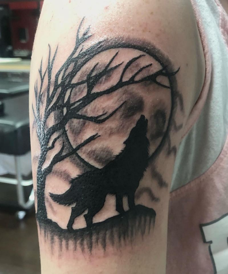 30 Great Howling Wolf Tattoos For Your Inspiration