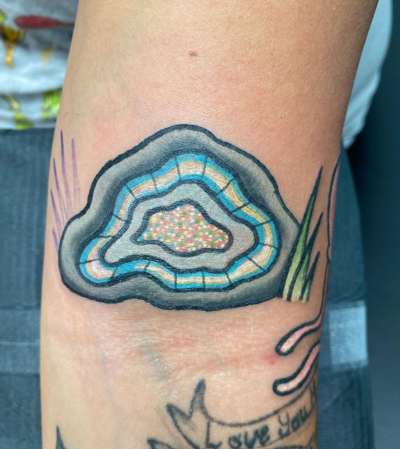 30 Cool Geode Tattoos You Should Copy