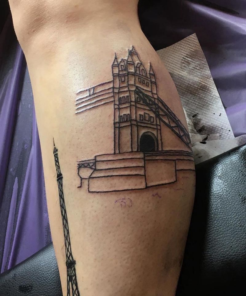 8 Unique London Bridge Tattoos For Your Inspiration