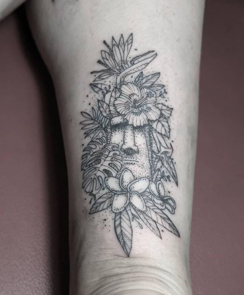 30 Unique Moai Tattoos You Can Copy