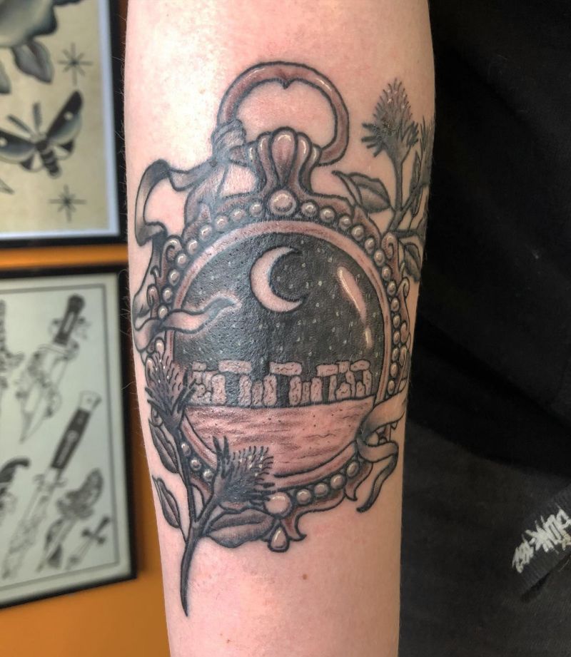 30 Unique Stonehenge Tattoos For Your Inspiration