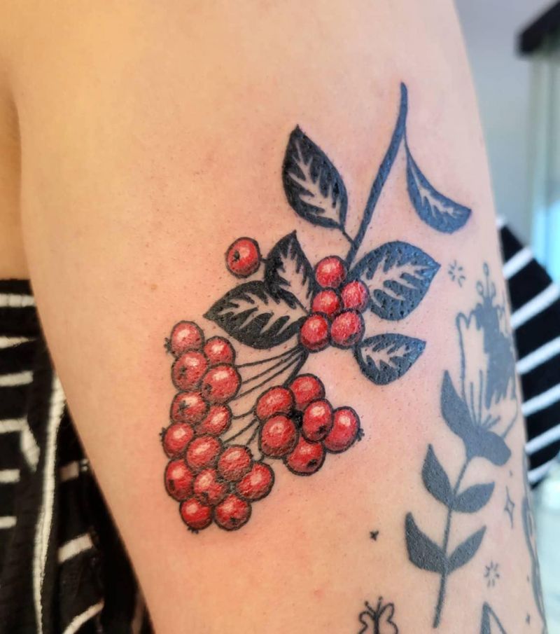 30 Pretty Cranberry Tattoos You Should Try